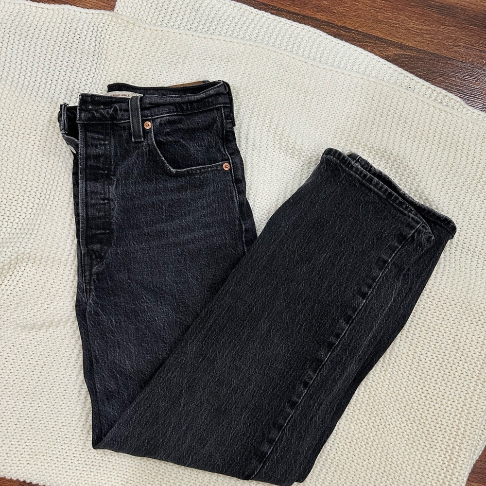 Levis Rib Cage Jean. Like new condition.